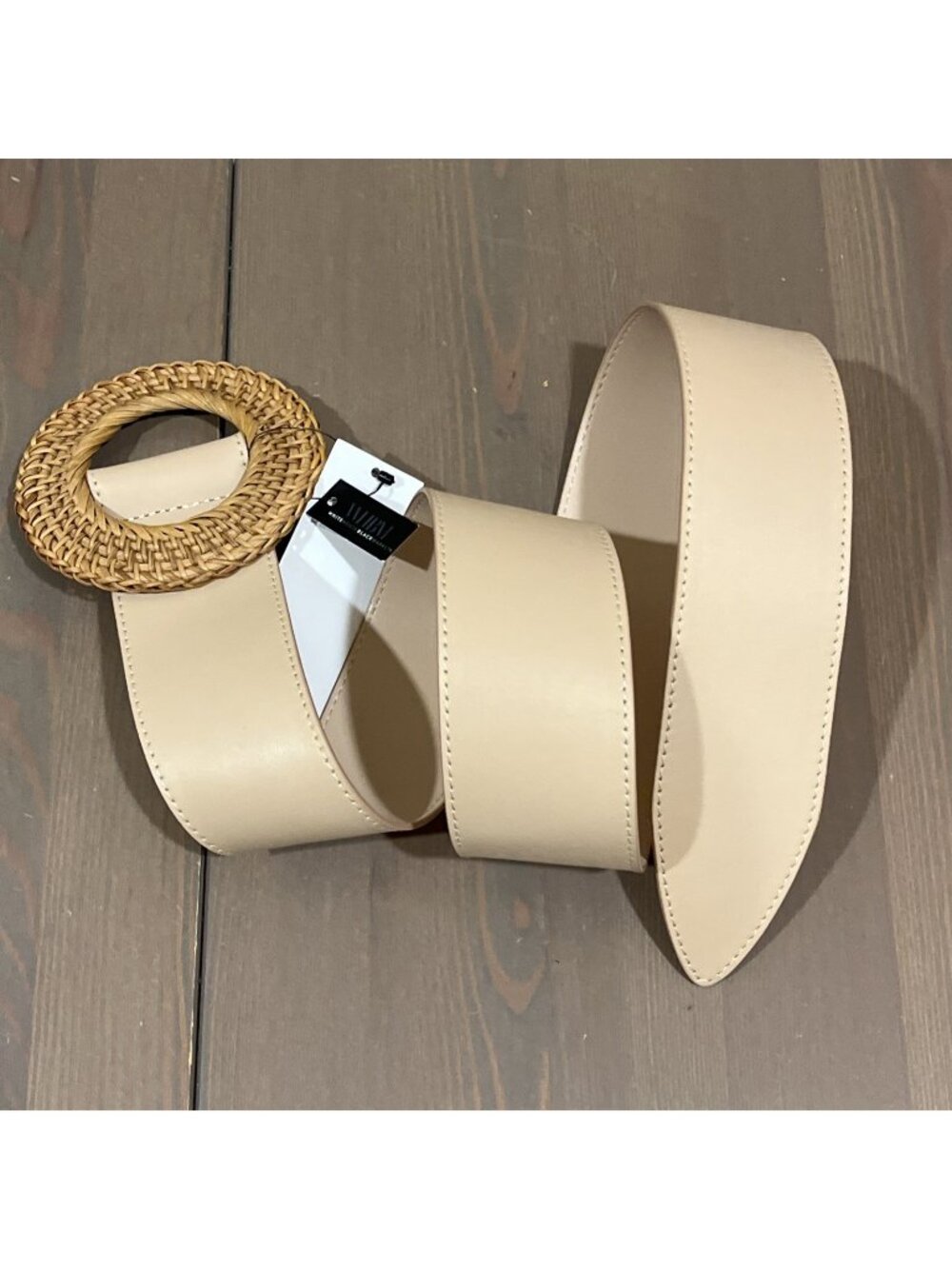 NEW White House Black Market WHBM Belt XS/S Wide Leather Round Rattan Buckle